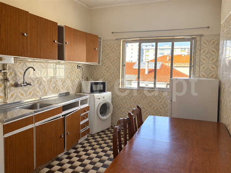 Apartamento T2 à venda em Tomar (São João Baptista) e Santa Maria dos Olivais, Tomar — foto 2