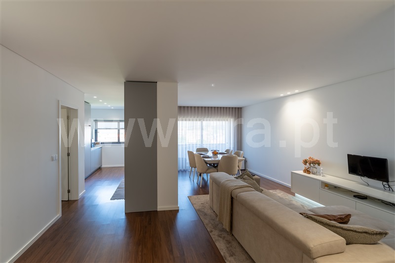 Apartamento T2 / Trofa, Coronado (São Romão e São Mamede)