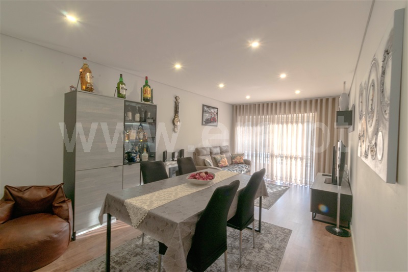 Apartamento T2 / Valongo, Valongo