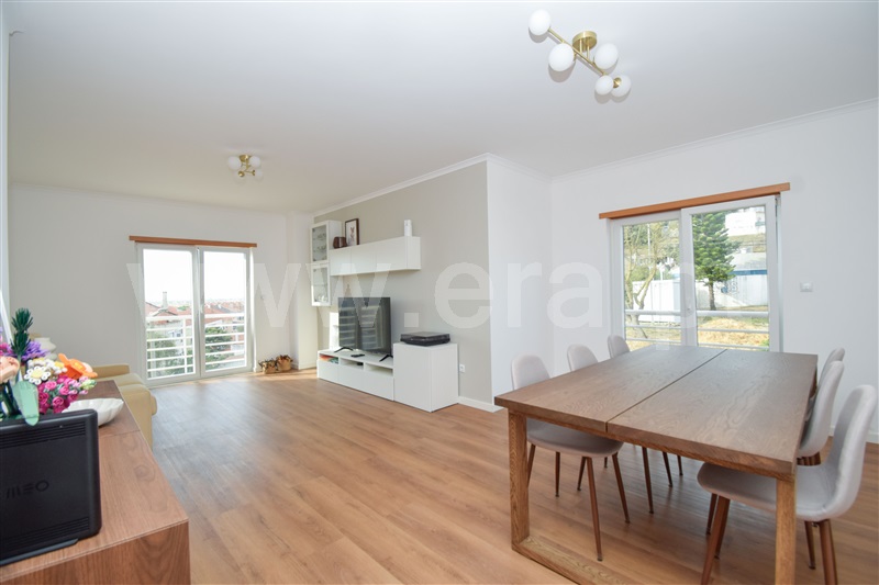 Apartamento T2 em Castanheira do Ribatejo e Cachoeiras, €340.000