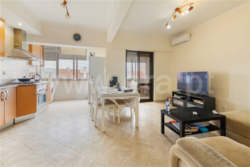 Apartamento T2 / Vila Franca de Xira, Vialonga