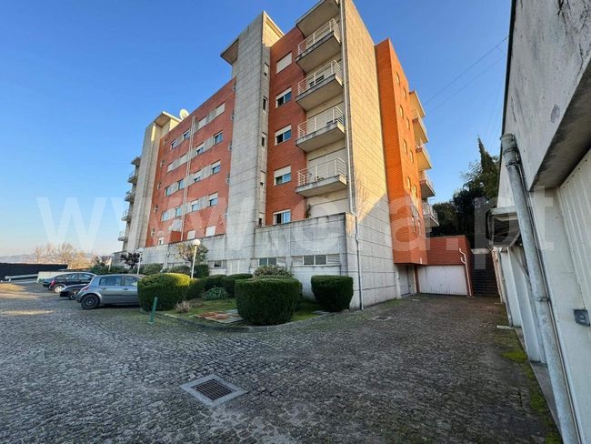 Apartamento T2 / Vila Nova de Famalicão, Riba de Ave