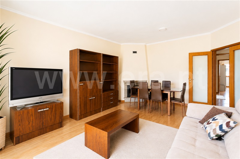 Apartamento T2 em Grijó e Sermonde, €275.000