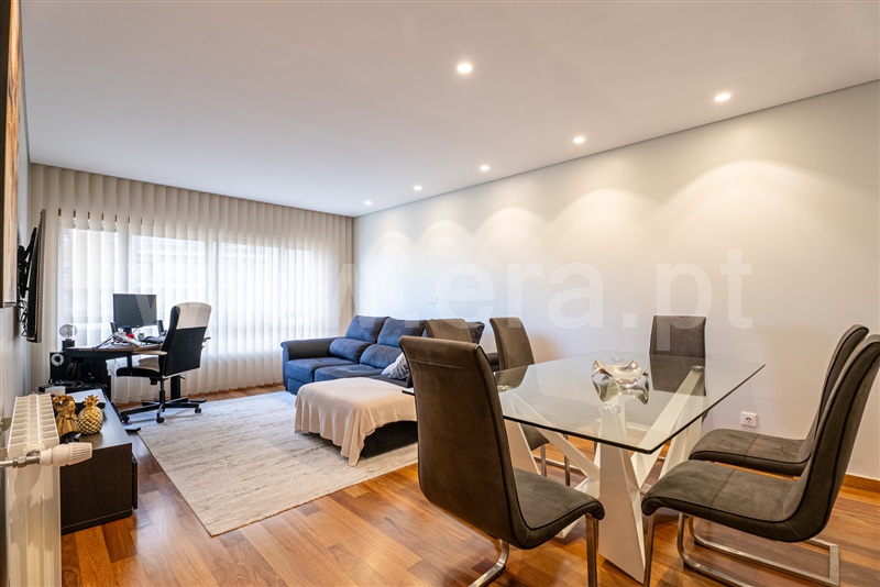 Apartamento T2 / Vila Nova de Gaia, Oliveira do Douro