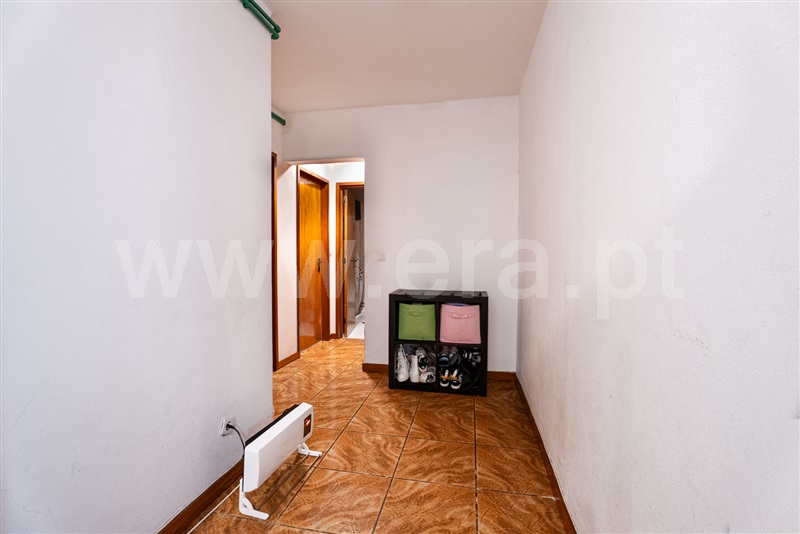 Apartamento T2 à venda em Vilar de Andorinho, Vila Nova de Gaia — foto 2