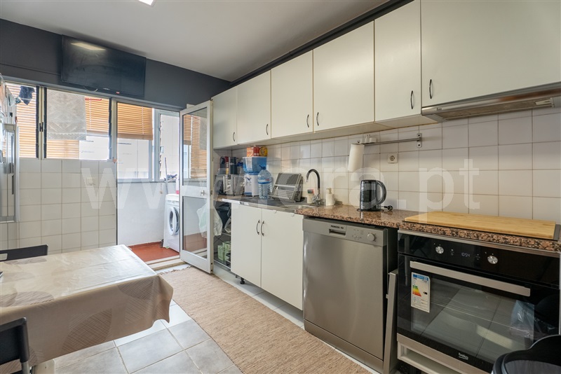 Apartamento T2 à venda em Vilar de Andorinho, Vila Nova de Gaia — foto 3