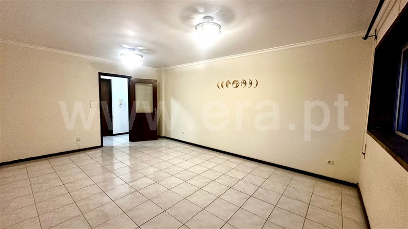 Apartamento T2 / Vila Real, Folhadela
