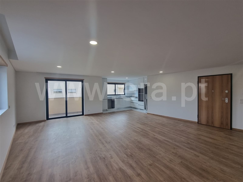 Apartamento T2 / Vizela, Caldas de Vizela (São Miguel e São João)