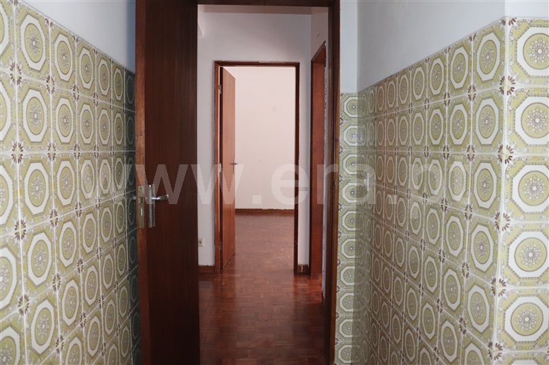 Apartamento T3 à venda em Centro Histórico, Abrantes — foto 2