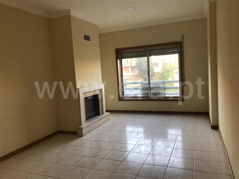 Apartamento T3 à venda em Centro Albergaria, Albergaria-a-Velha — foto 2