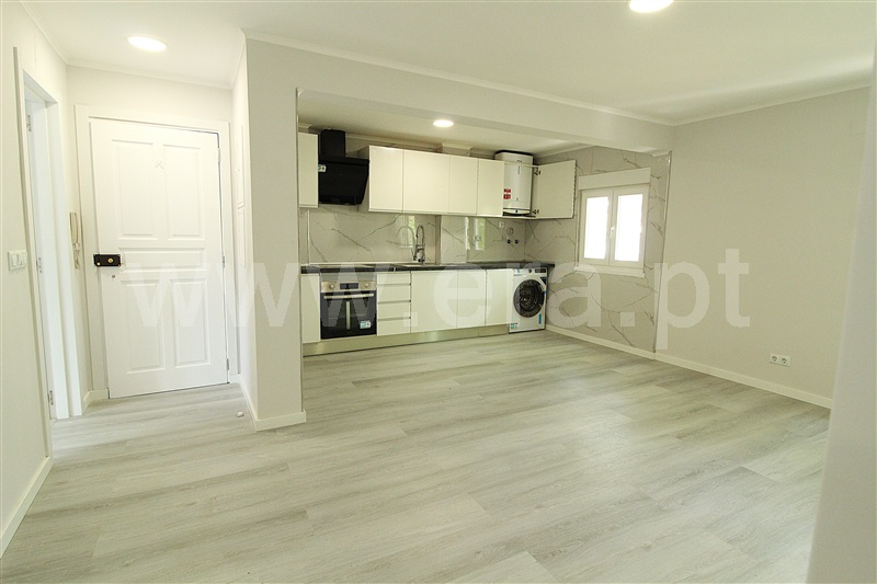 Apartamento T3 / Almada, Laranjeiro