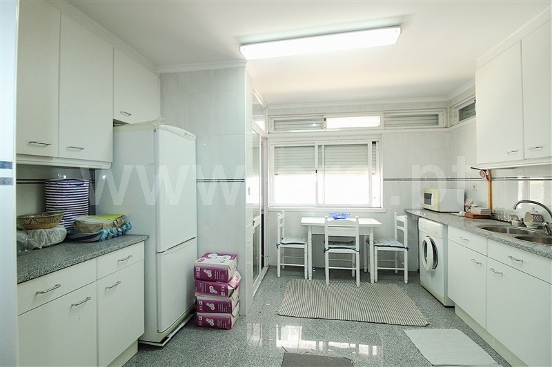 Apartamento T3 / Almada, Monte da Caparica