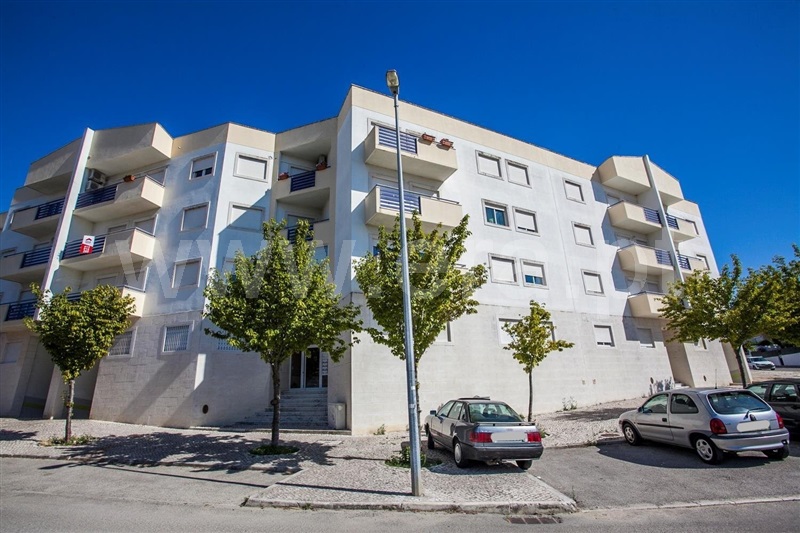 Apartamento T3 / Almada, Serrado