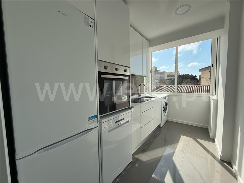 Apartamento T3 / Amadora, Águas Livres