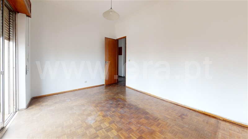 Apartamento T3 / Amadora, Águas Livres