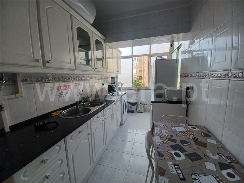 Apartamento T3 / Amadora, Águas Livres