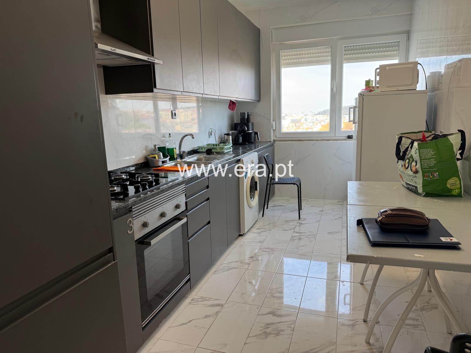 Apartamento T3 / Amadora, Águas Livres