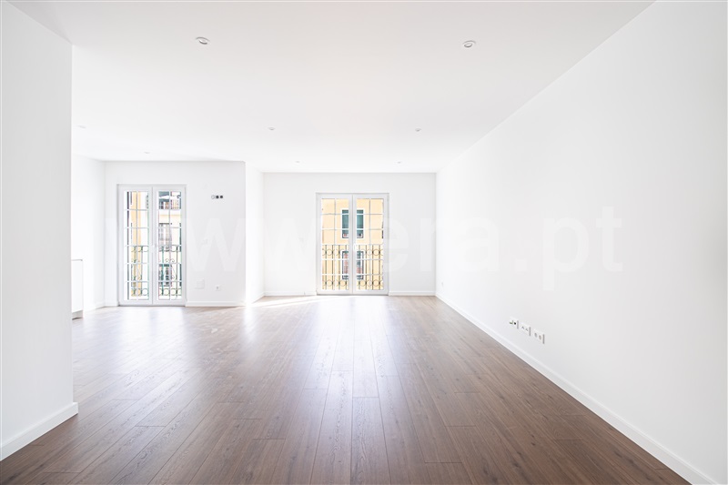 Apartamento T3 / Amadora, Águas Livres