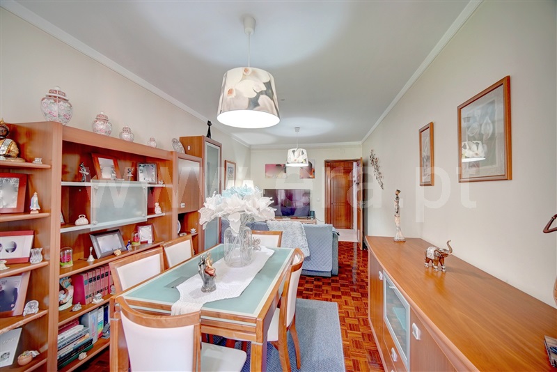 Apartamento T3 / Amadora, Alfornelos