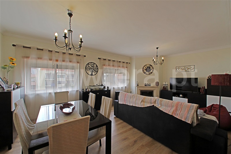 Apartamento T3 / Amadora, Brandoa