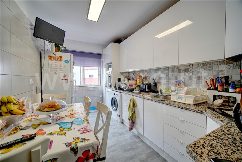 Apartamento T3 / Amadora, Encosta do Sol