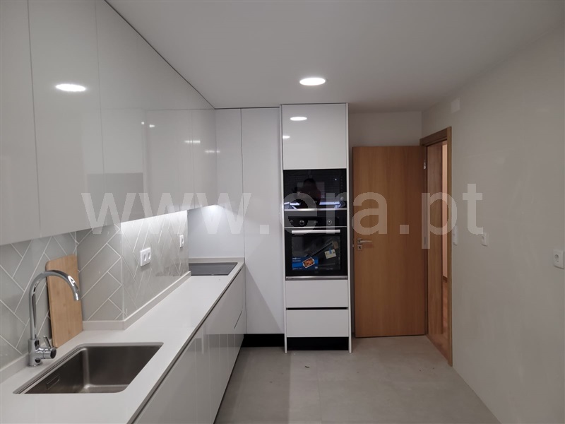 Apartamento T3 / Amadora, Falagueira-Venda Nova