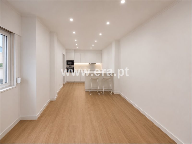Apartamento T3 em Falagueira-Venda Nova, €339.000