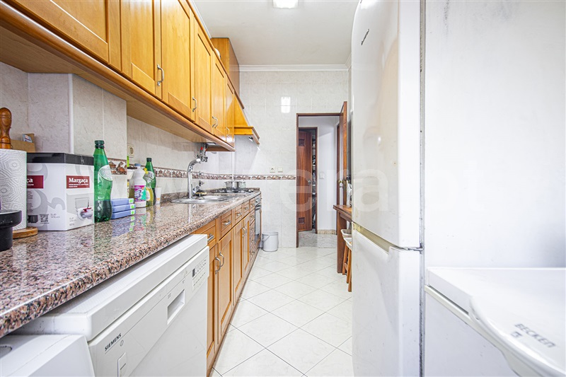 Apartamento T3 / Amadora, Falagueira-Venda Nova