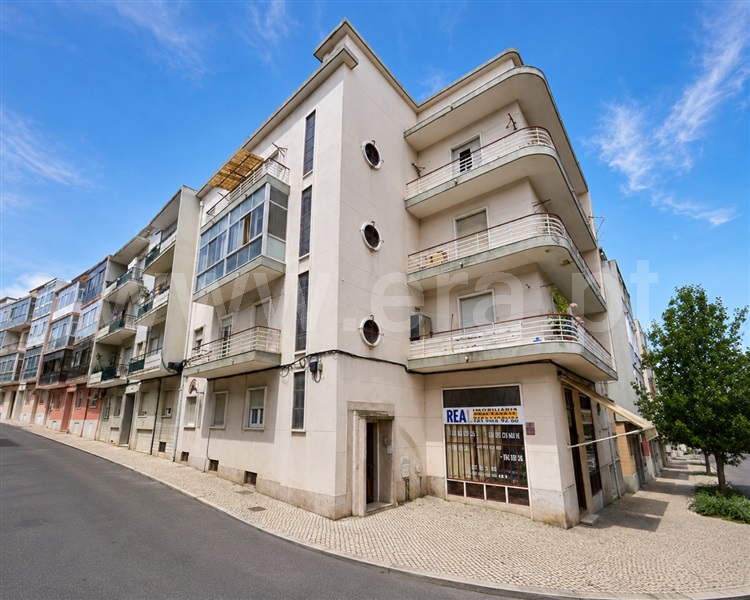 Apartamento T3 / Amadora, Falagueira