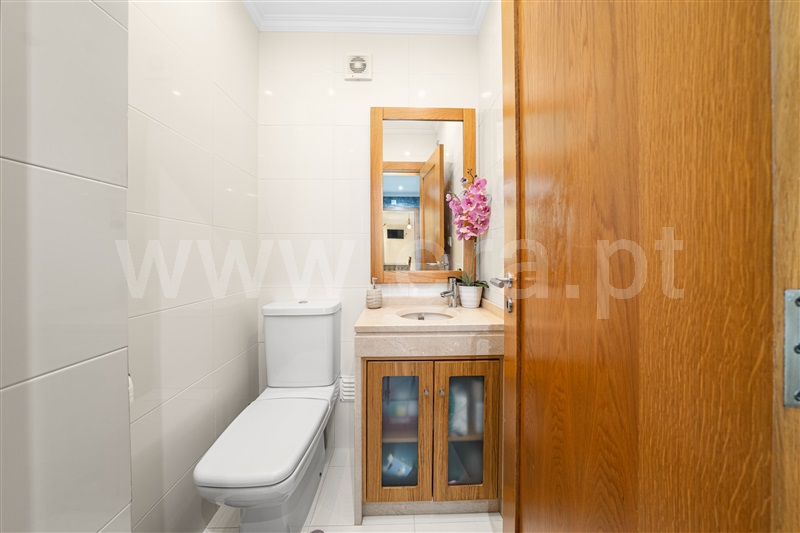 Apartamento T3 à venda em Mina de Água, Amadora — foto 6