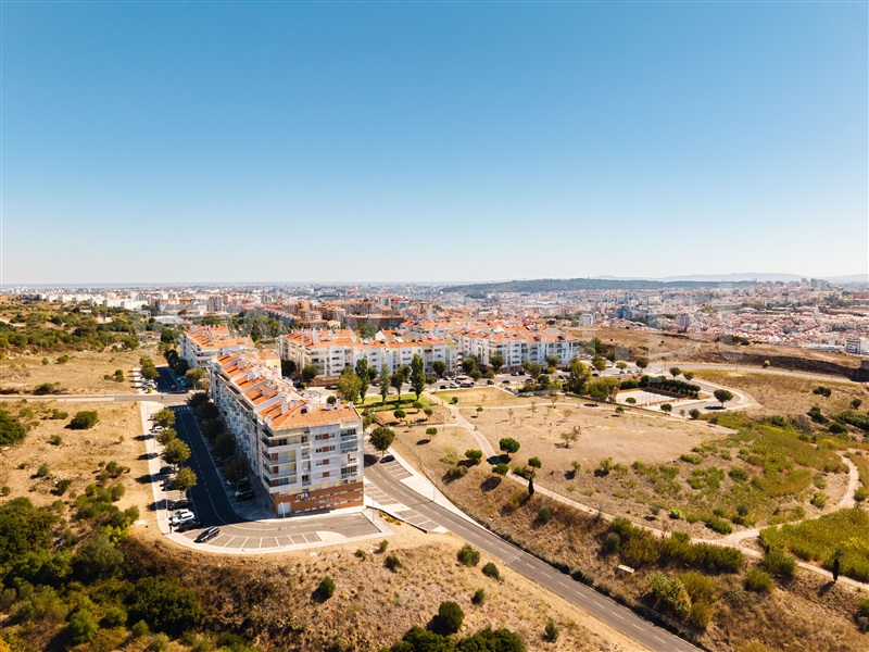 Apartamento T3 à venda em Mina de Água, Amadora — foto 20
