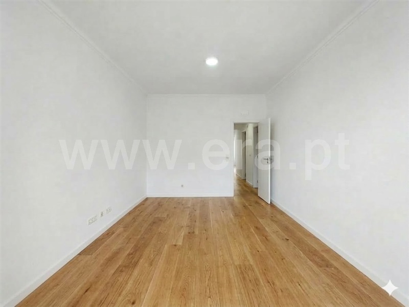 Apartamento T3 / Amadora, Reboleira