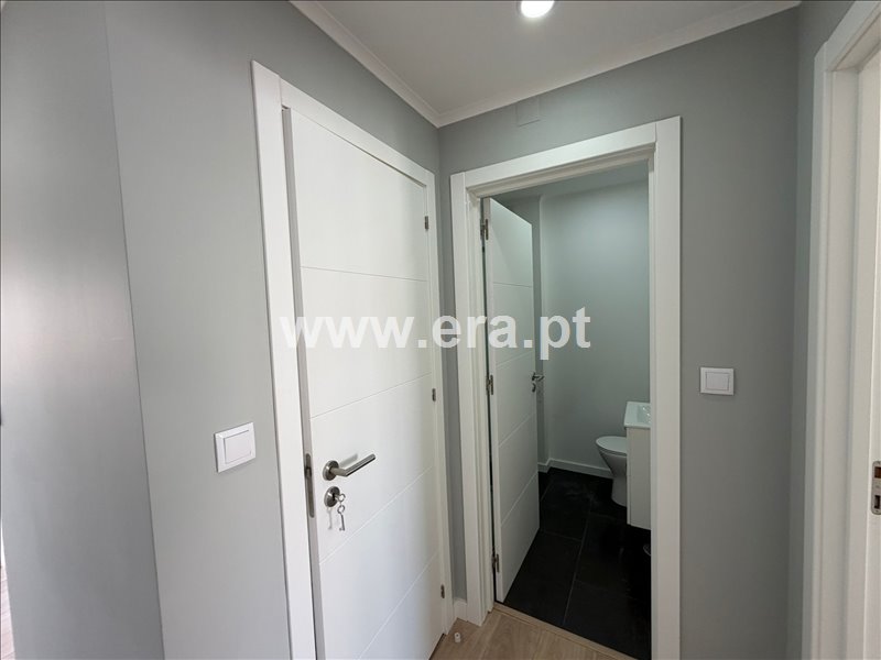 Apartamento T3 à venda em Venteira, Amadora — foto 9