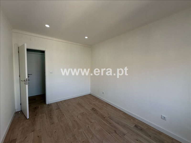 Apartamento T3 à venda em Venteira, Amadora — foto 17