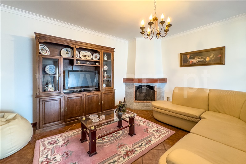 Apartamento T3 / Amares, Feira Nova
