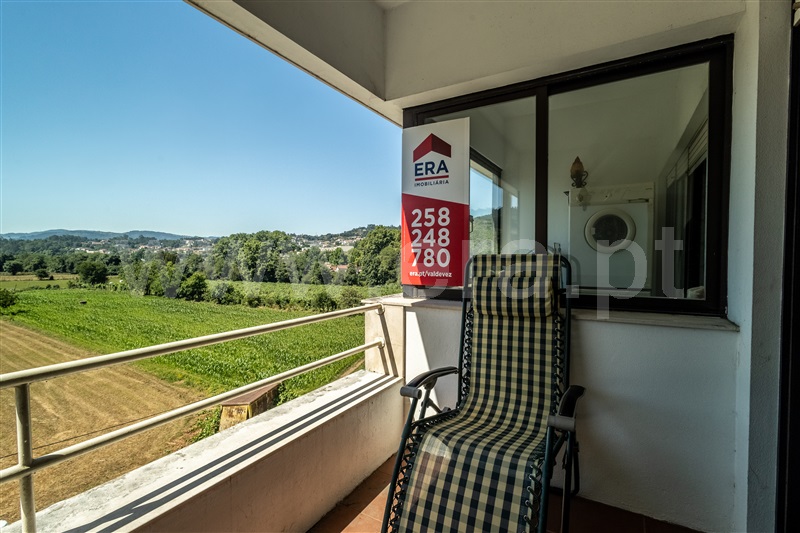 Apartamento T3 / Arcos de Valdevez, Arcos de Valdevez (São Paio) e Giela