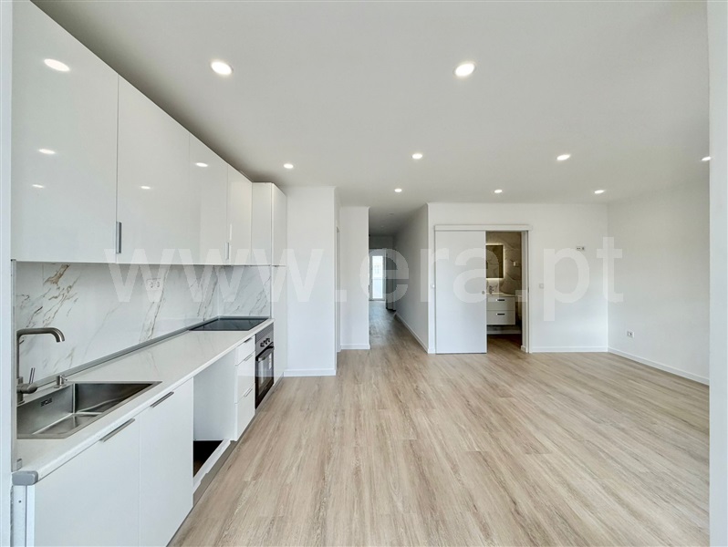 Apartamento T3 / Barreiro, A. Seixalinho / Avenida do Bocage