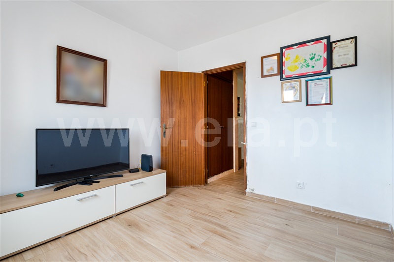 Apartment in Barreiro - View 3