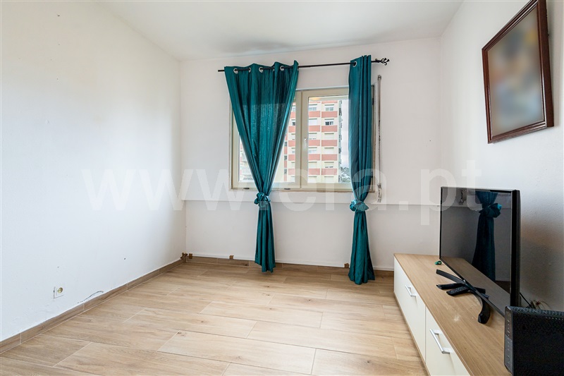 Apartment in Barreiro - View 4