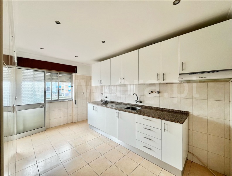 Apartamento T3 / Barreiro, Lavradio / Lóios