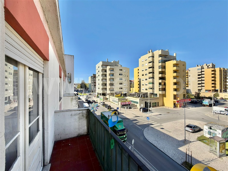 Apartamento T3 à venda em Verderena / Avenida do Bocage, Barreiro — foto 11