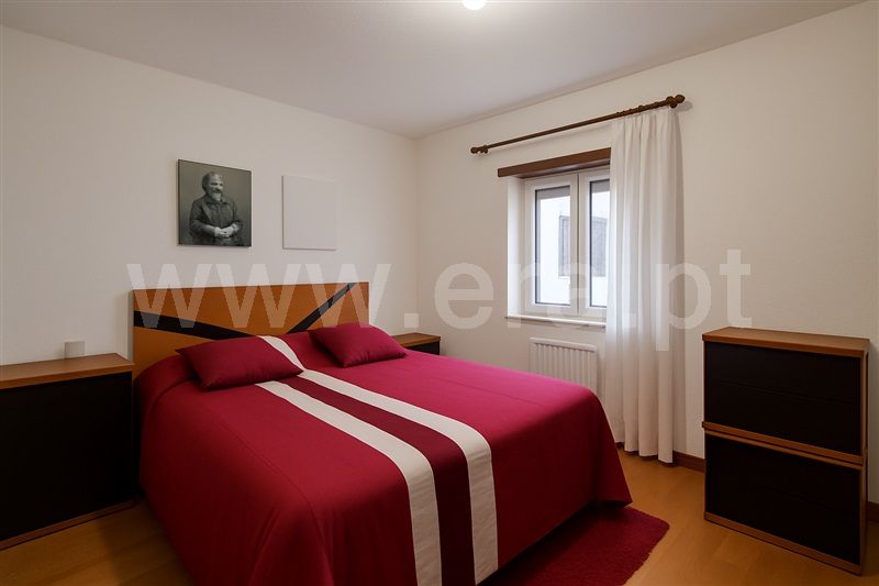 Apartamento T3 Celorico da Beira, Celorico (São Pedro e Santa Maria) e Vila Boa do Mondego - 1479705 - 2