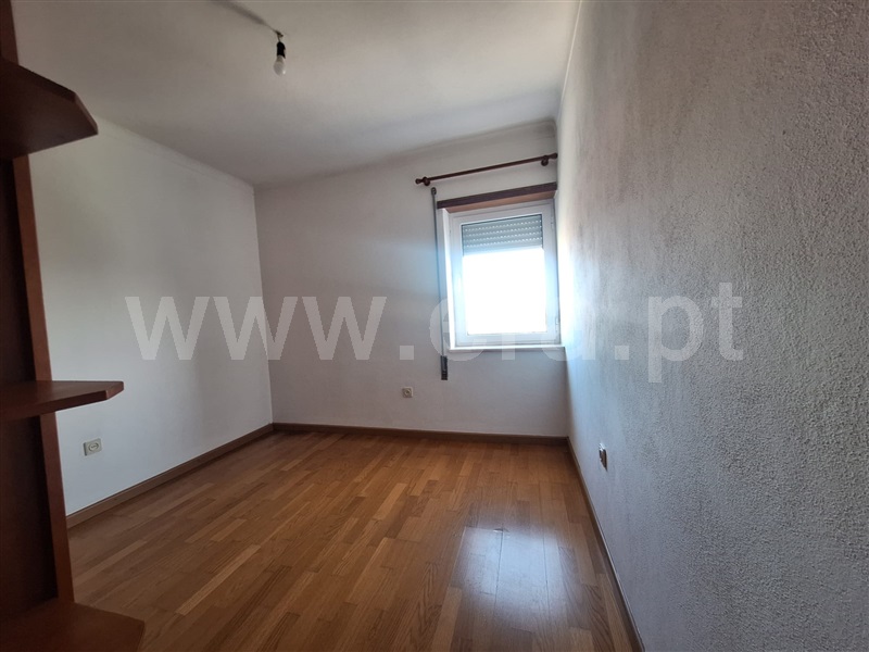 Apartamento T3 Celorico da Beira, Celorico (São Pedro e Santa Maria) e Vila Boa do Mondego - 1479705 - 1