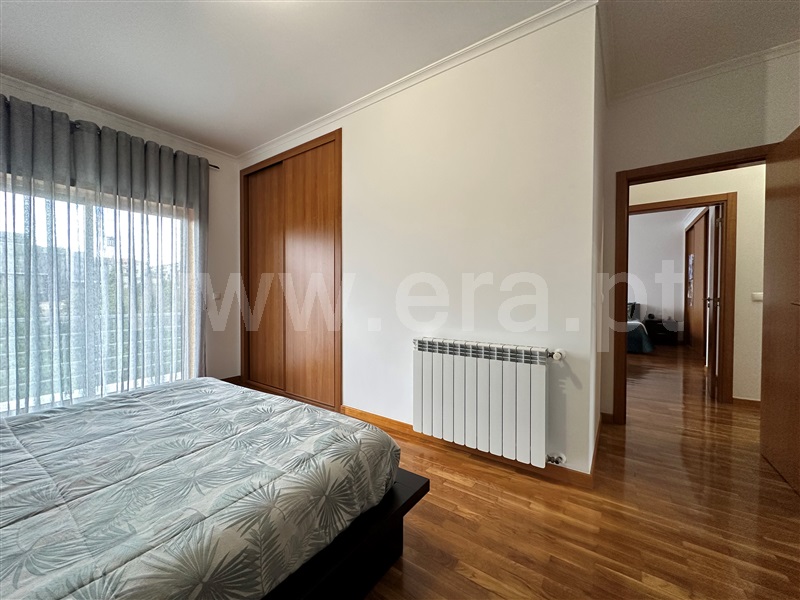 Apartamento T3 / Chaves, Santa Cruz/Trindade e Sanjurge
