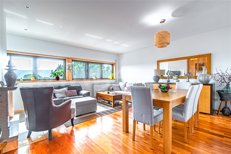 Apartamento T3 / Chaves, Estádio