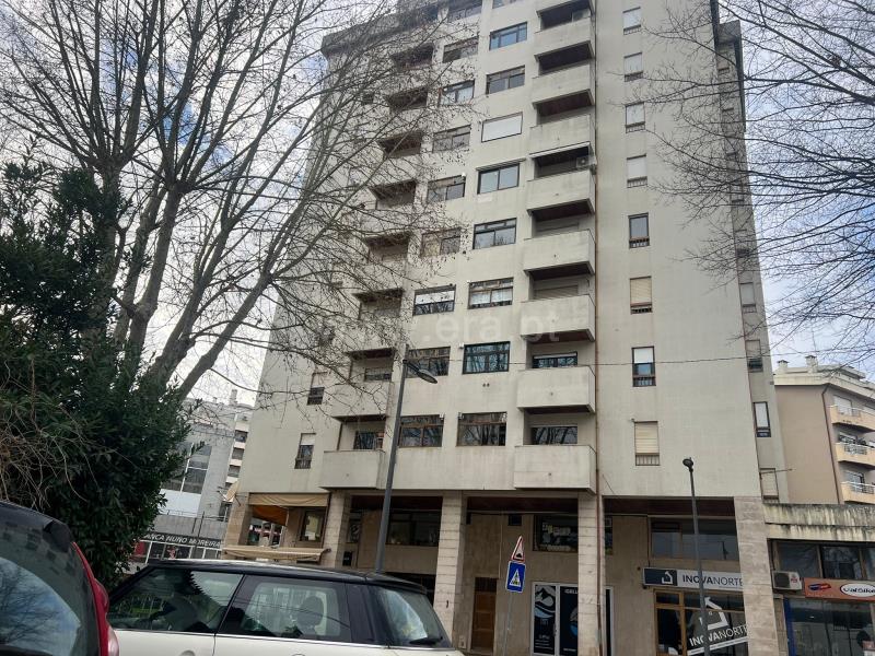 Apartamento T3 / Chaves, Santa Maria Maior