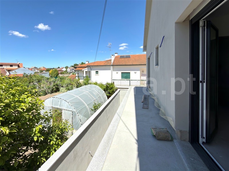 Apartamento T3 à venda em Santa Maria Maior, Chaves — foto 11