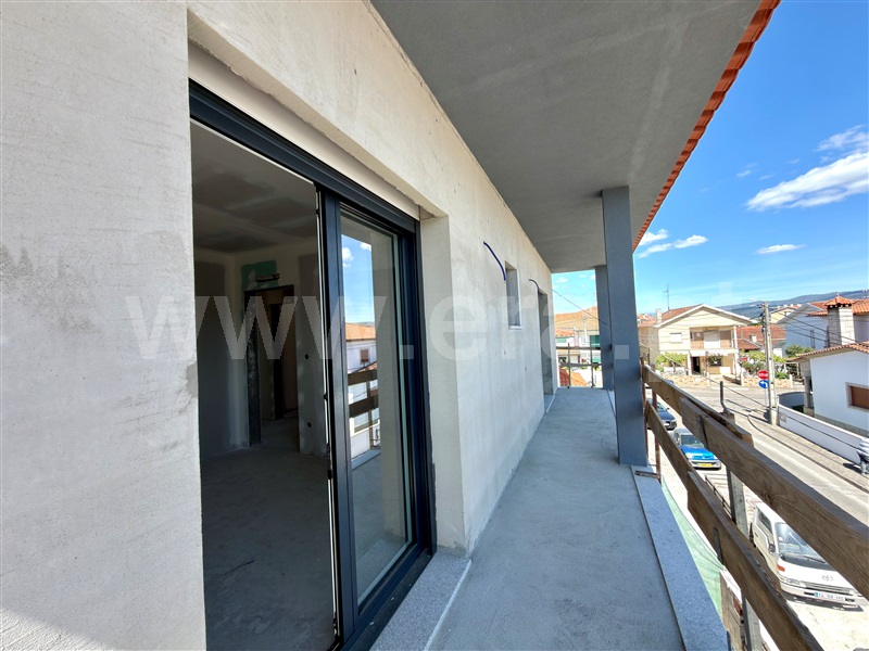 Apartamento T3 à venda em Santa Maria Maior, Chaves — foto 9