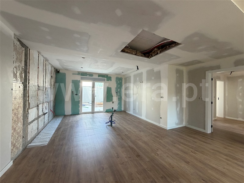 Apartamento T3 à venda em Santa Maria Maior, Chaves — foto 2