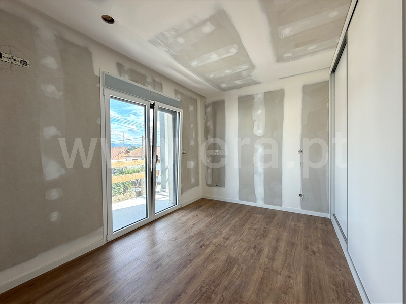 Apartamento T3 à venda em Santa Maria Maior, Chaves — foto 11